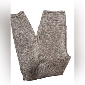 VGUC LegEnd leggings. Medium  365W